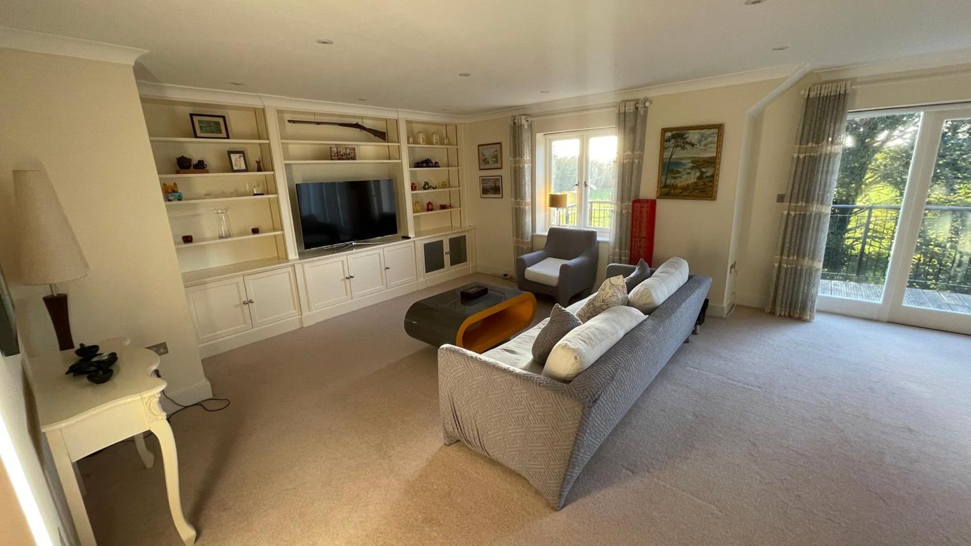 Top Floor En-Suite Double Bedrooms With Great View Of Windsor Castle & Free Parking Екстер'єр фото