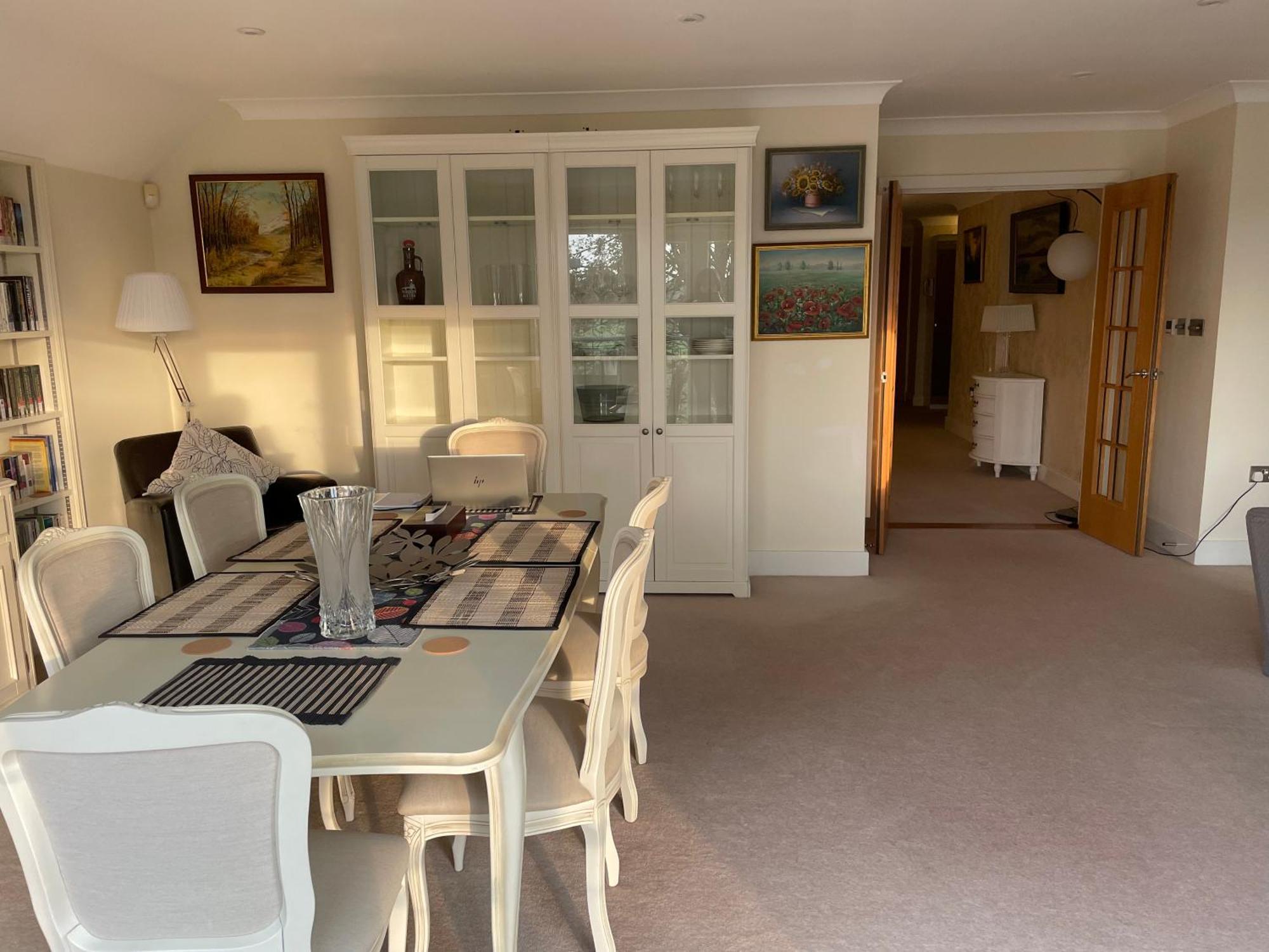 Top Floor En-Suite Double Bedrooms With Great View Of Windsor Castle & Free Parking Екстер'єр фото